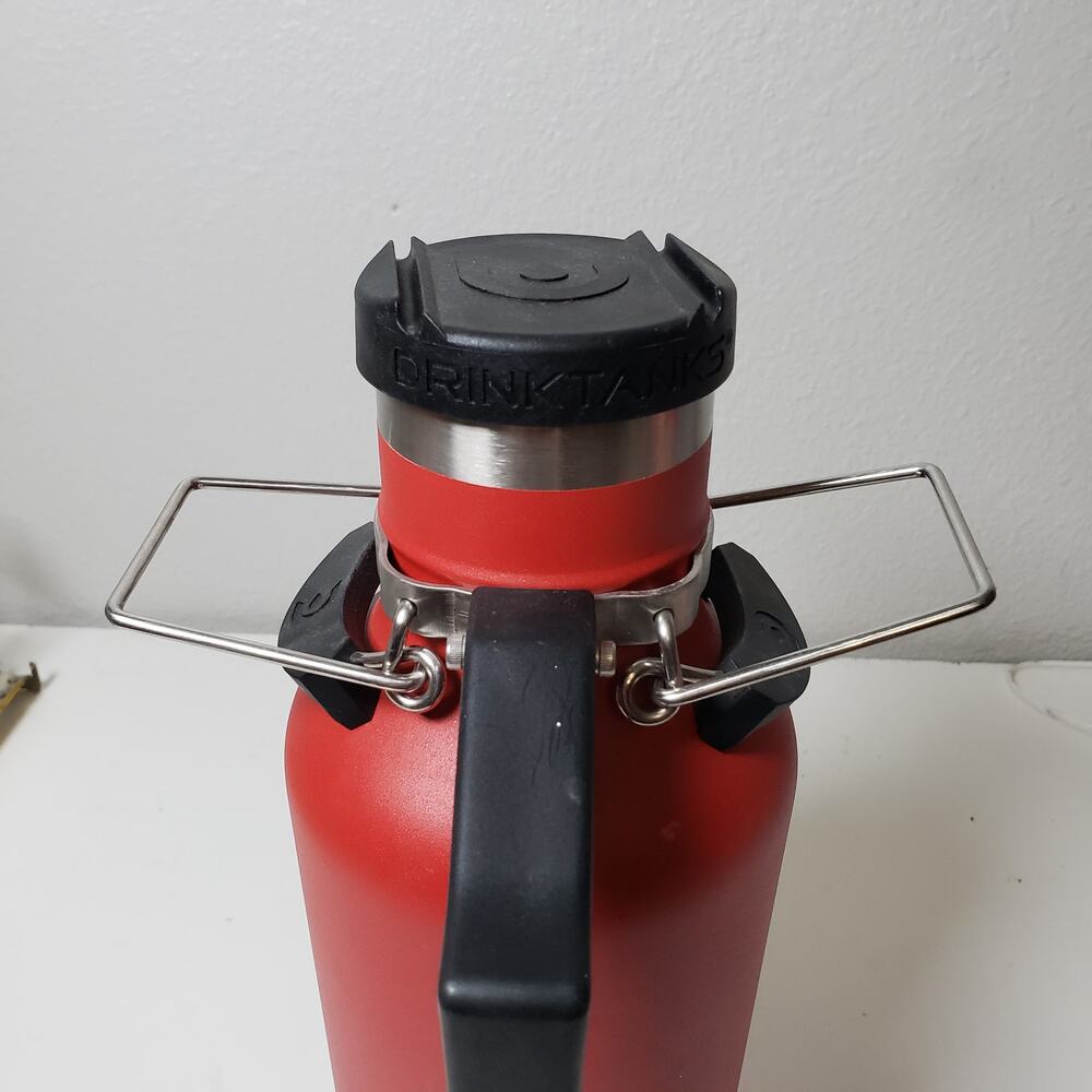 Drinktanks 64oz‎ Vacuum Insulated Travel Cup Mug Growler Crimson Red Camping New - Picture 9 of 11